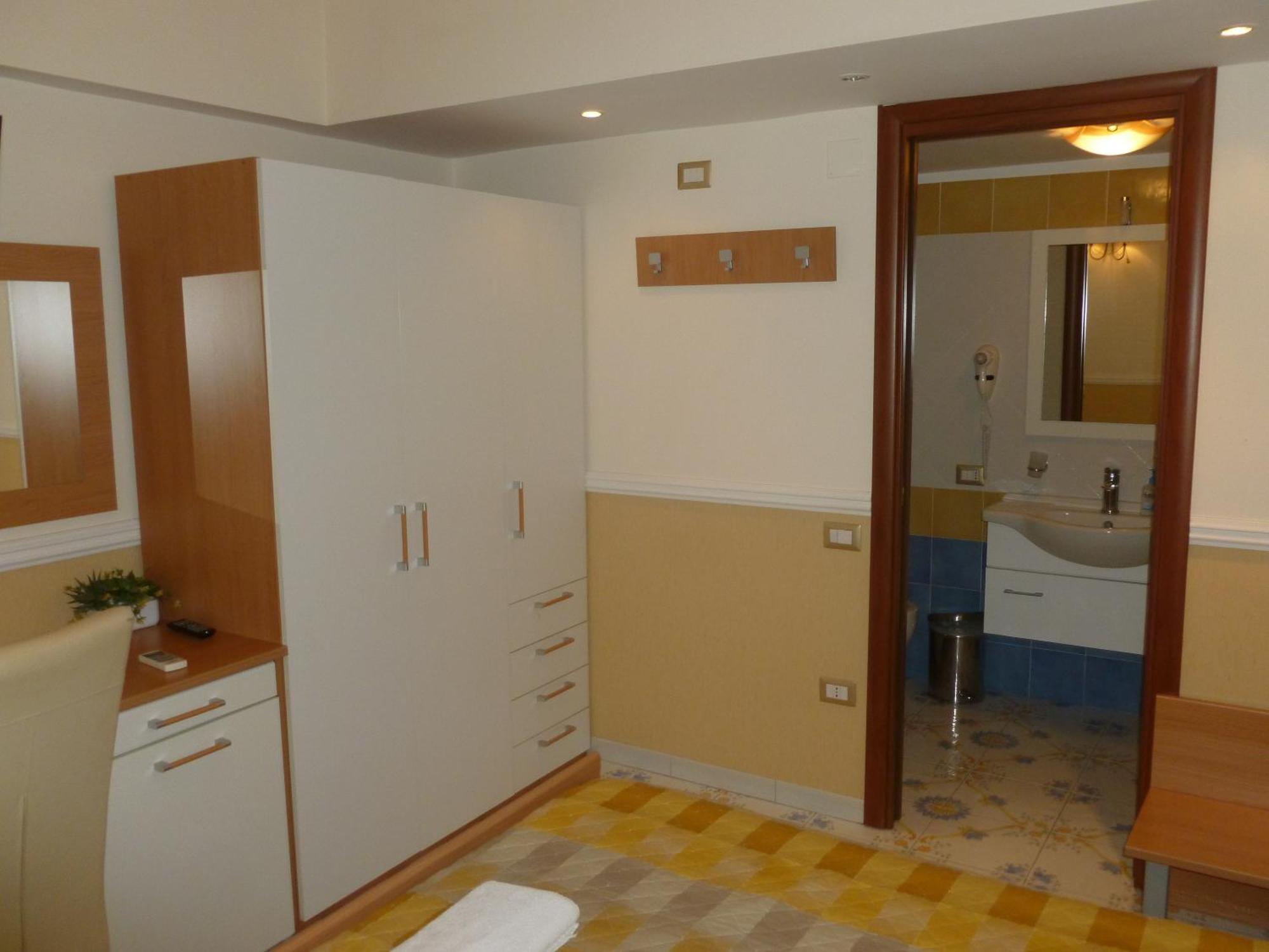 Olimpo Degli Dei Bed & Breakfast Napoli Cameră foto